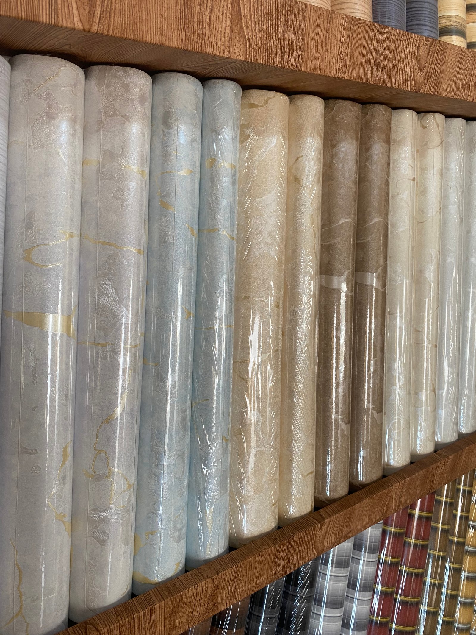 Papier peint  mural lavable et résistant💧et humidité à la chaleur en PVC très résistant !  Conception 3D